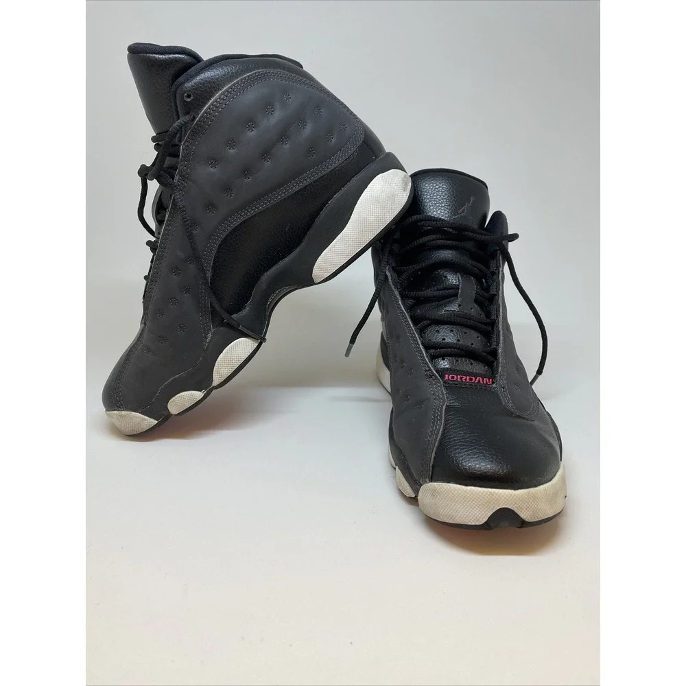 Nike Air Jordan Retro 13 GG Black/Hyper Pink Size 5.5Y / Women's 7‎ (439358-009)